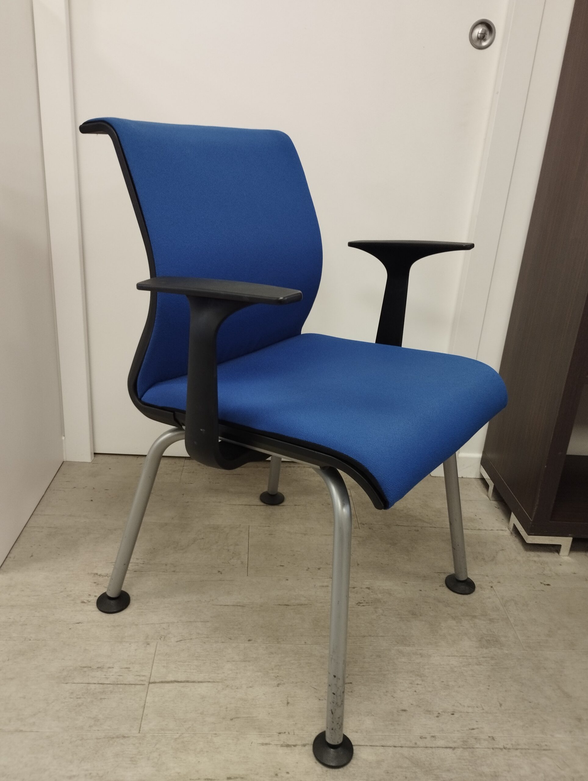 Chaise Think de Steelcase-4 pieds-accoudoirs-Occasion
