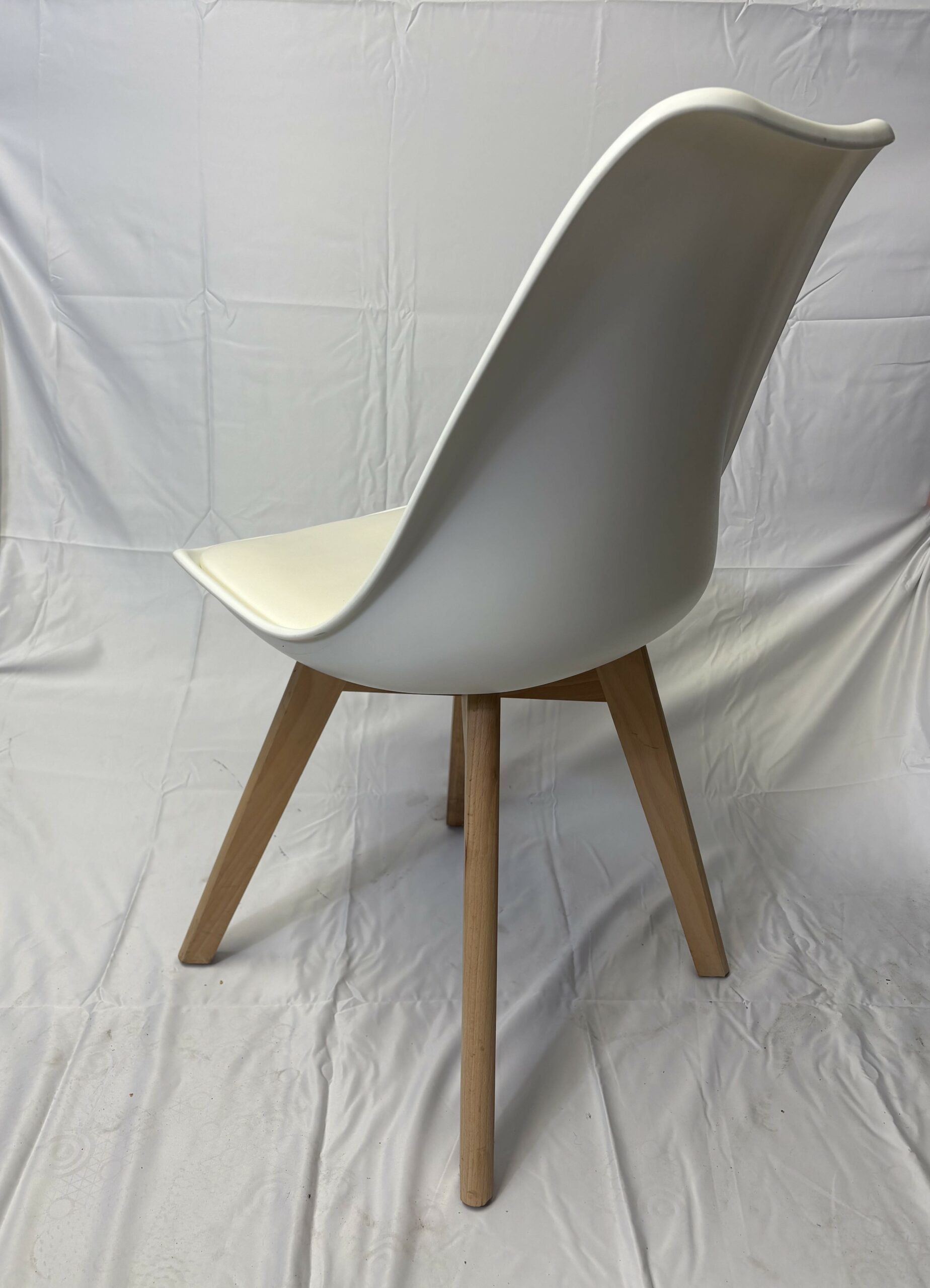 Chaise scandinave blanche – Image 2