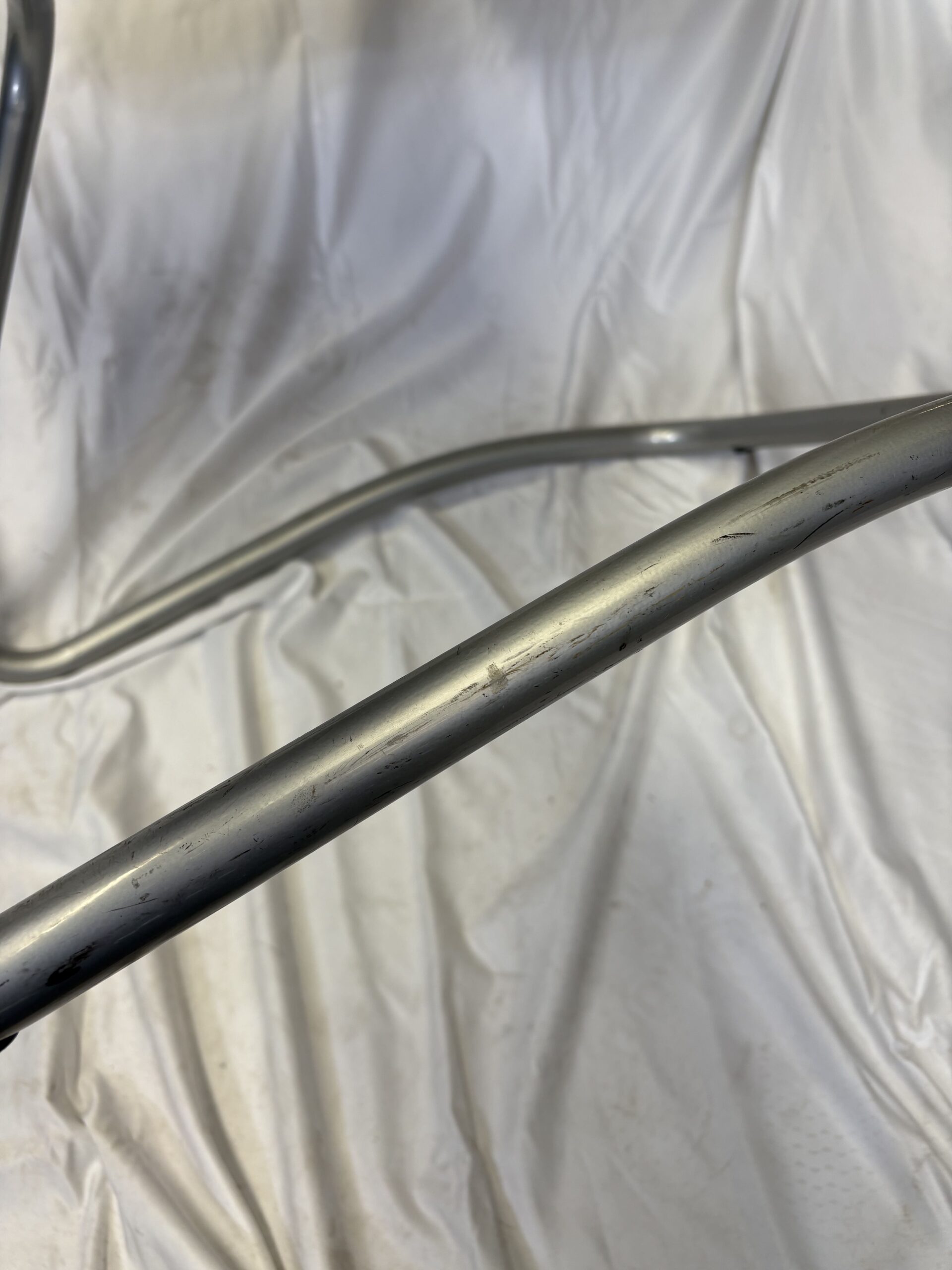 Chaise luge tissu noir rayé gris – Image 3