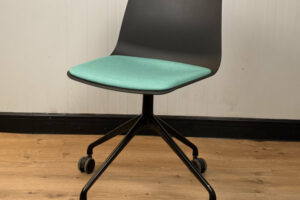 Lot 3 Chaises mobiles